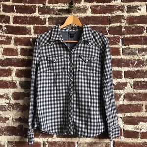 🌟 Lucky Brand Gingham Snap Closure Flannel